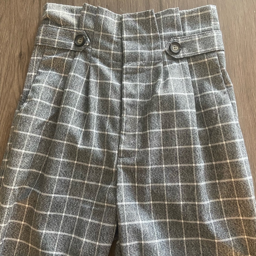 Paper bag style pants